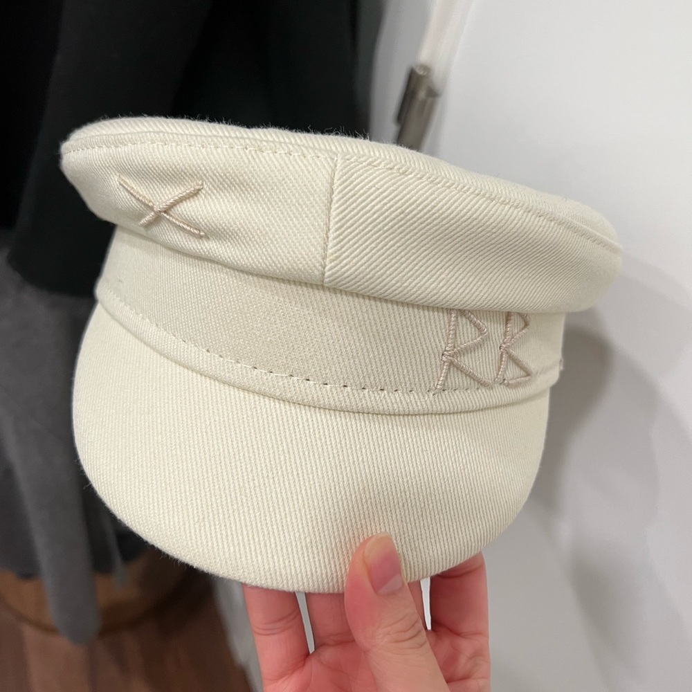 Ruslan Baginskiy cap in beige